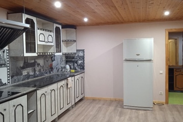 1-к квартира, 60 м², 3/3 эт.