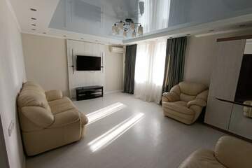 3-к квартира, 120 м², 2/6 эт.