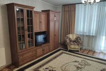 1-к квартира, 67 м², 4/4 эт.