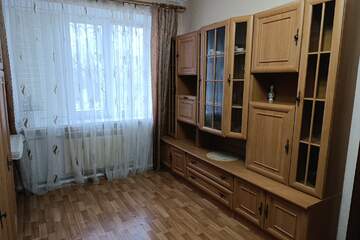 2-к квартира, 45 м², 1/3 эт.